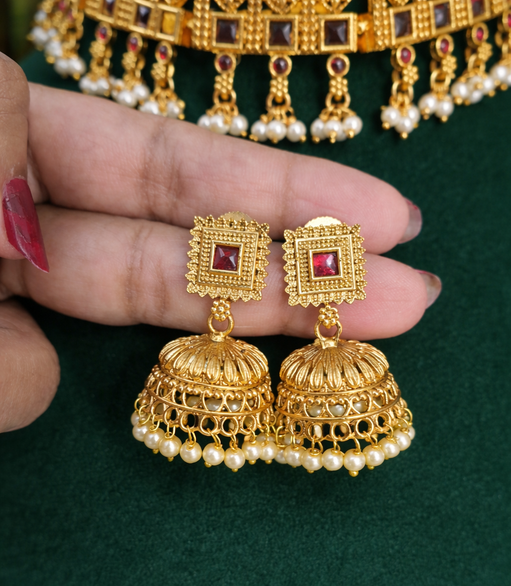 Chocker with Earrings