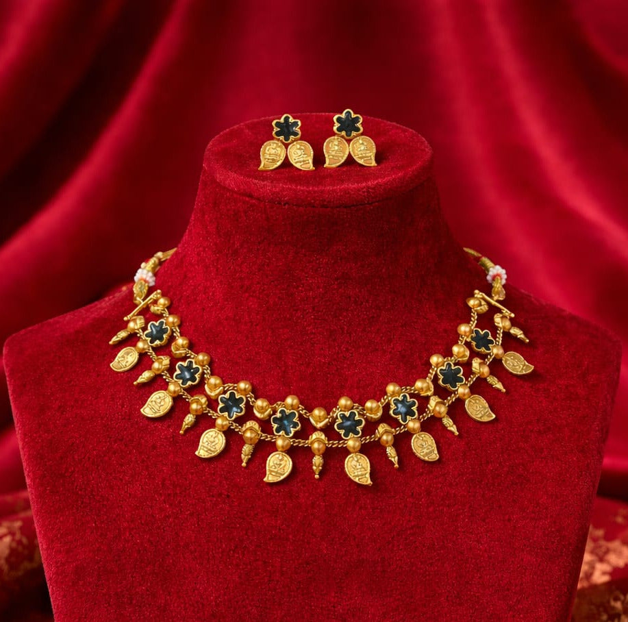 Temple Floral Chocker with Earrings