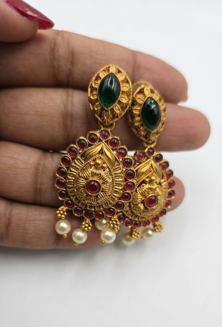 Pearl Chandrika Haaram with Green Gemstone Pendant and Earrings