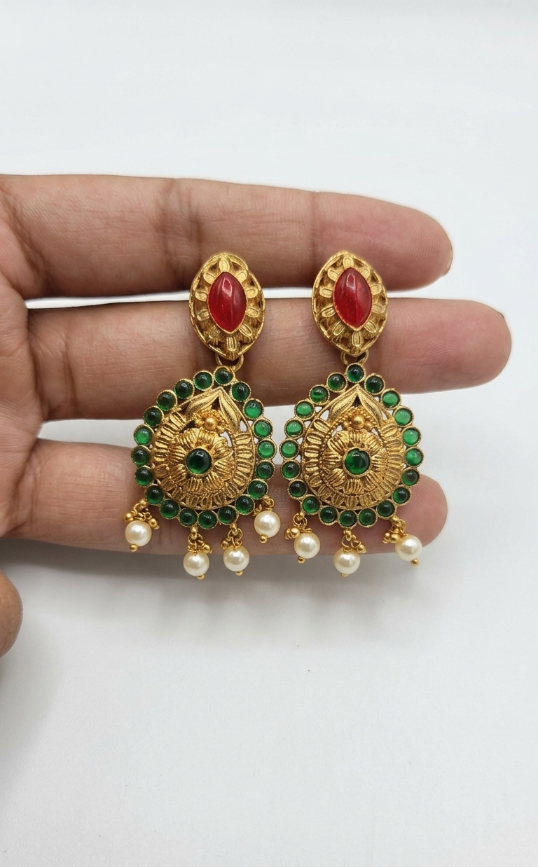 Pearl Chandrika Haaram with Red Gemstone Pendant and Earrings