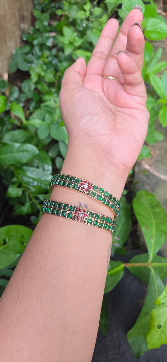 Green Kemp Stone Bangles