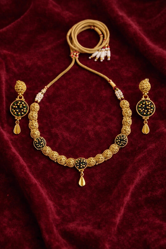 Aaradhya Chocker Set with Earrings