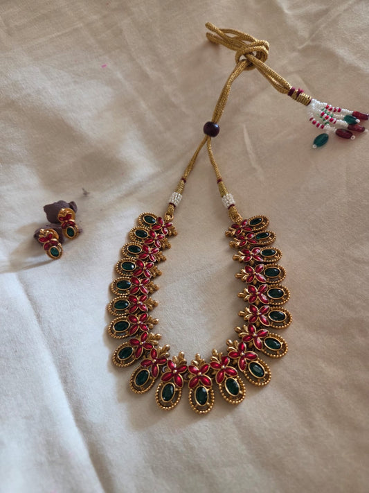 Palakka Model Necklace